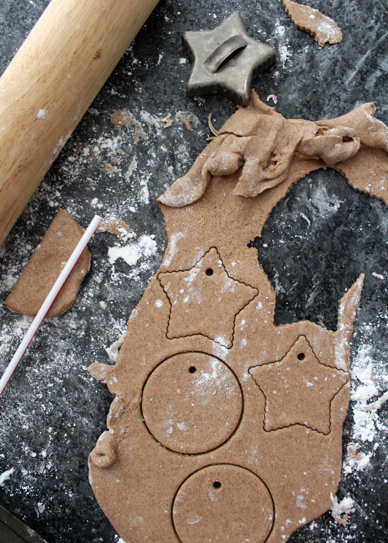 How to Make Salt Dough Ornaments with Cinnamon