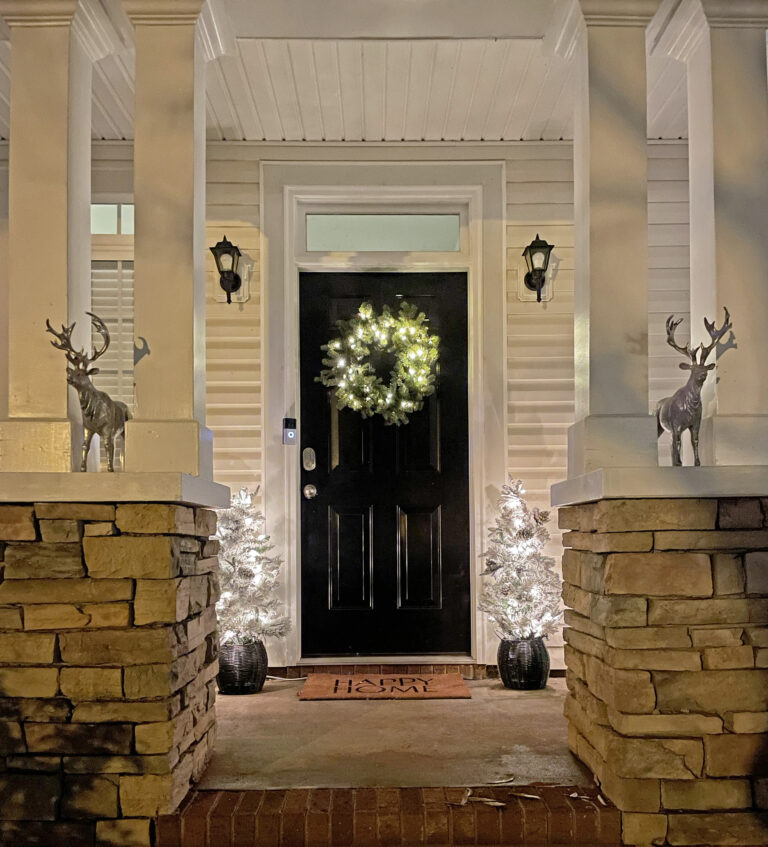 Small Front Porch Christmas Decorations